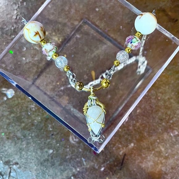 Gold & Silver Classy Moonstone Beaded Necklace - Picture 5 of 8